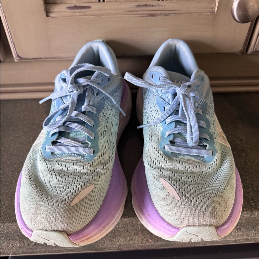 Women’s Hoka Bondi 8 Light Blue & Lavender Gradient Running Sneakers. Sz 6.5 - Picture 2 of 9